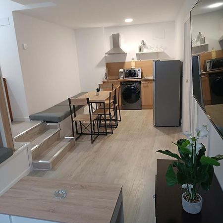 Apartamentos Turisticos Avila Puerta De San Isidro 1-4 Eksteriør bilde