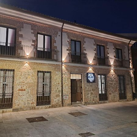 Apartamentos Turisticos Avila Puerta De San Isidro 1-4 Eksteriør bilde