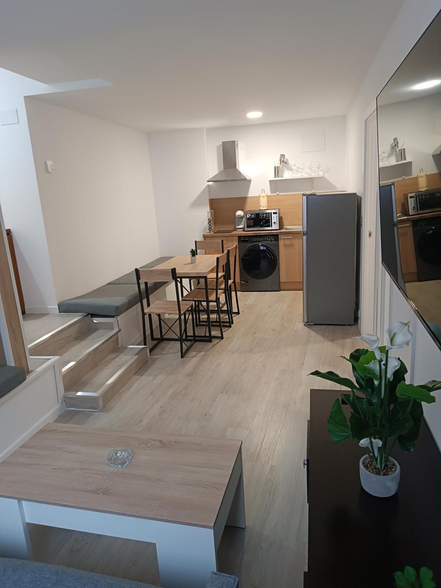 Apartamentos Turisticos Avila Puerta De San Isidro 1-4 Eksteriør bilde