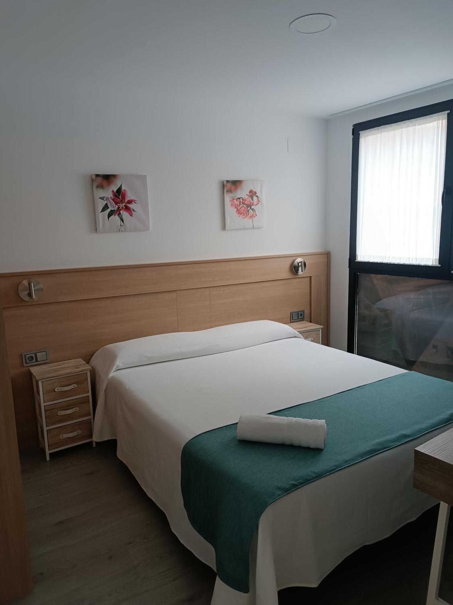 Apartamentos Turisticos Avila Puerta De San Isidro 1-4 Eksteriør bilde